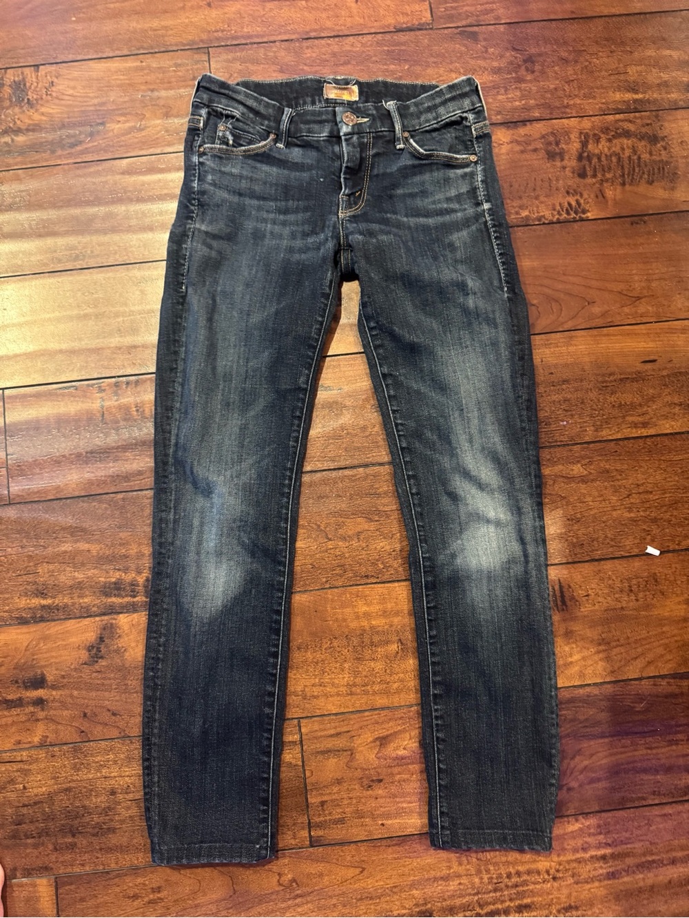 MOTHER Skinny Jeans in Faded Dark Blue